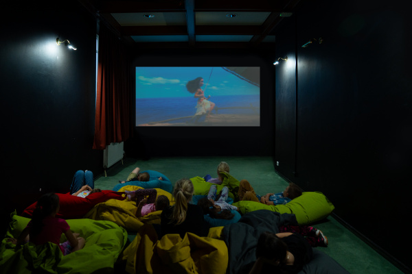 Children's corner and cinema galériový obrázok 8